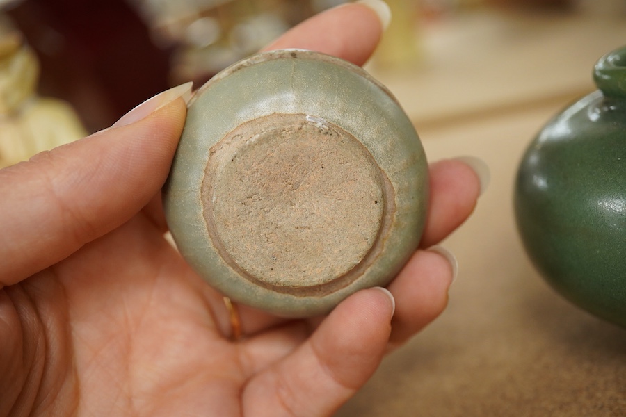A Chinese Longquan celadon jarlet and a similar box and cover, Yuan dynasty, largest 6.5cm high